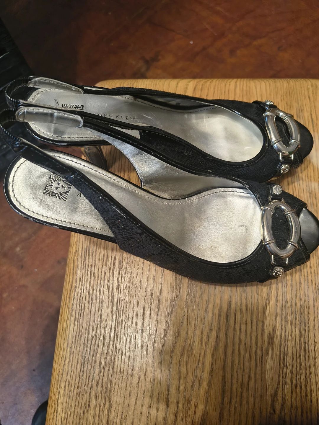 Anne Klein Black Slingback Peep Toe Heels - photo 4
