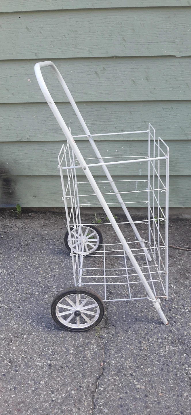 White Wire Shopping Trolly READ DESCRIPTION ON SIZE - photo 2