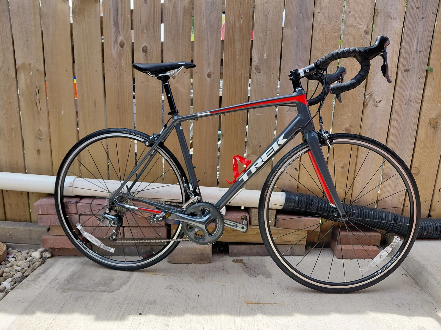 Trek Domane AL 2 Road Bike - photo 2