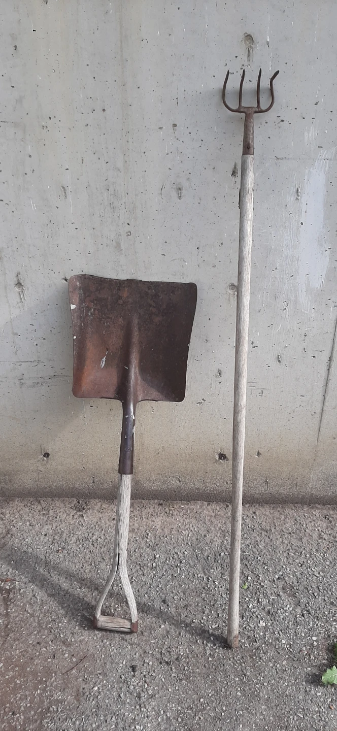 Gardening Shovel & Spading Fork