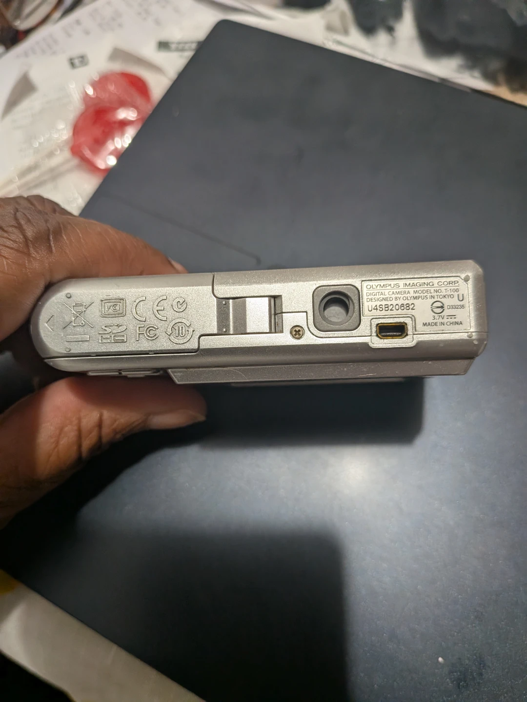 Olympus T-100 Digital Camera - 12 MP - photo 2