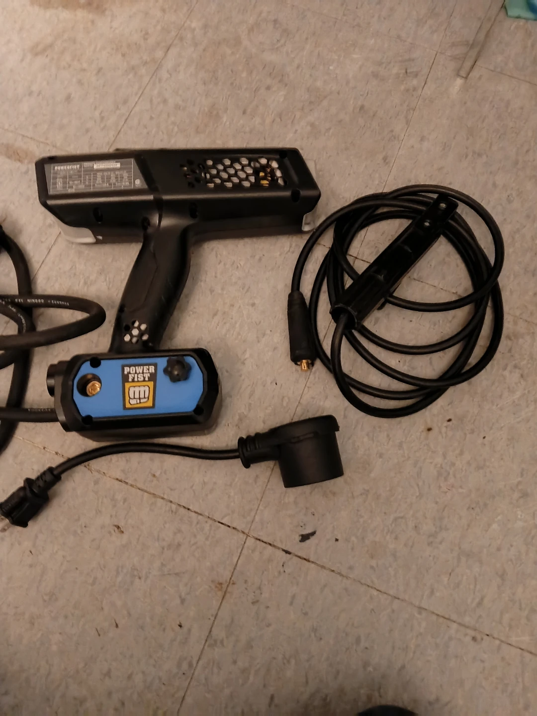 POWER FIST portable welder - photo 2