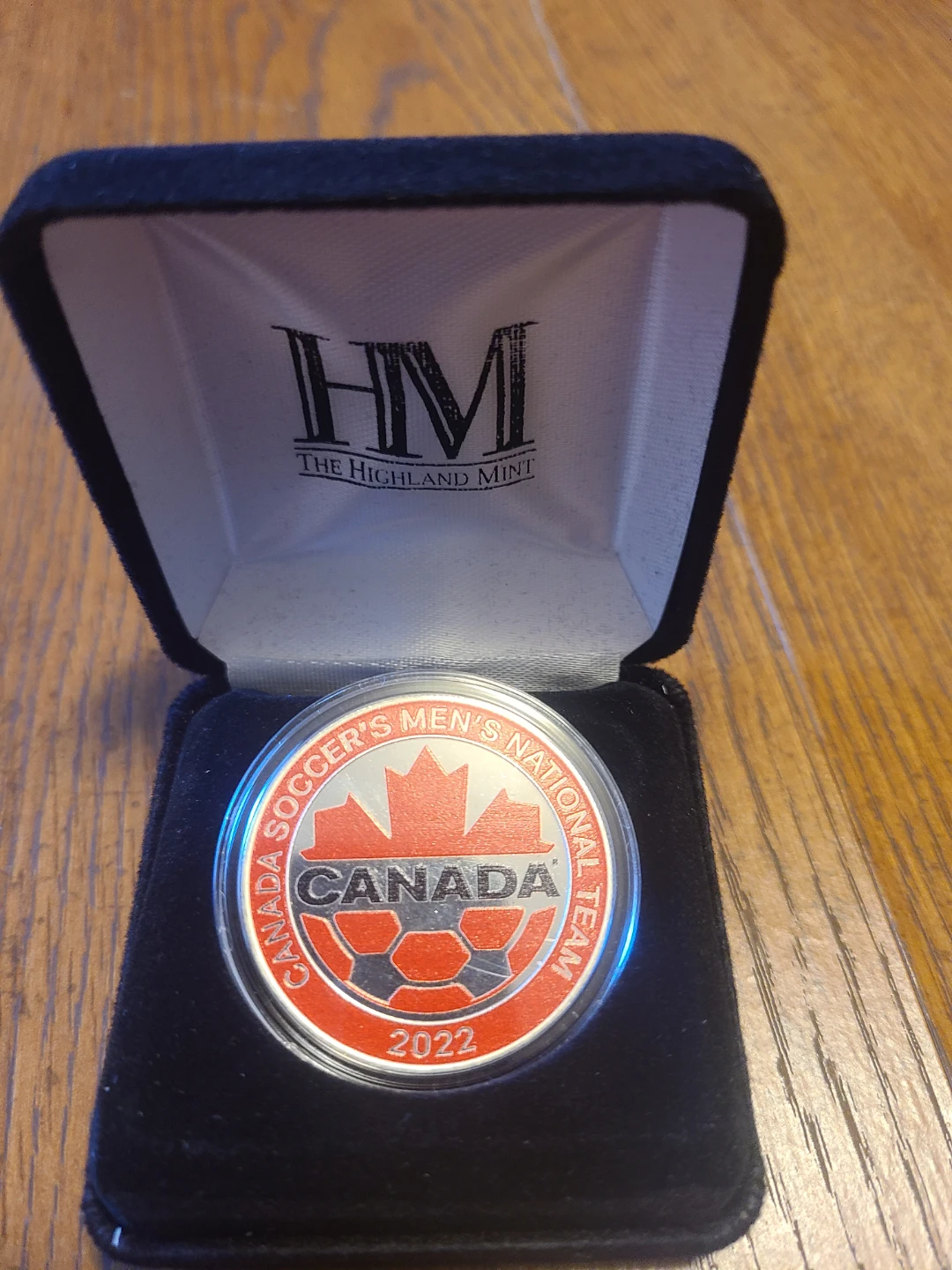 2022 Canada Men's National Soccer Pure Silver Coin - photo 2