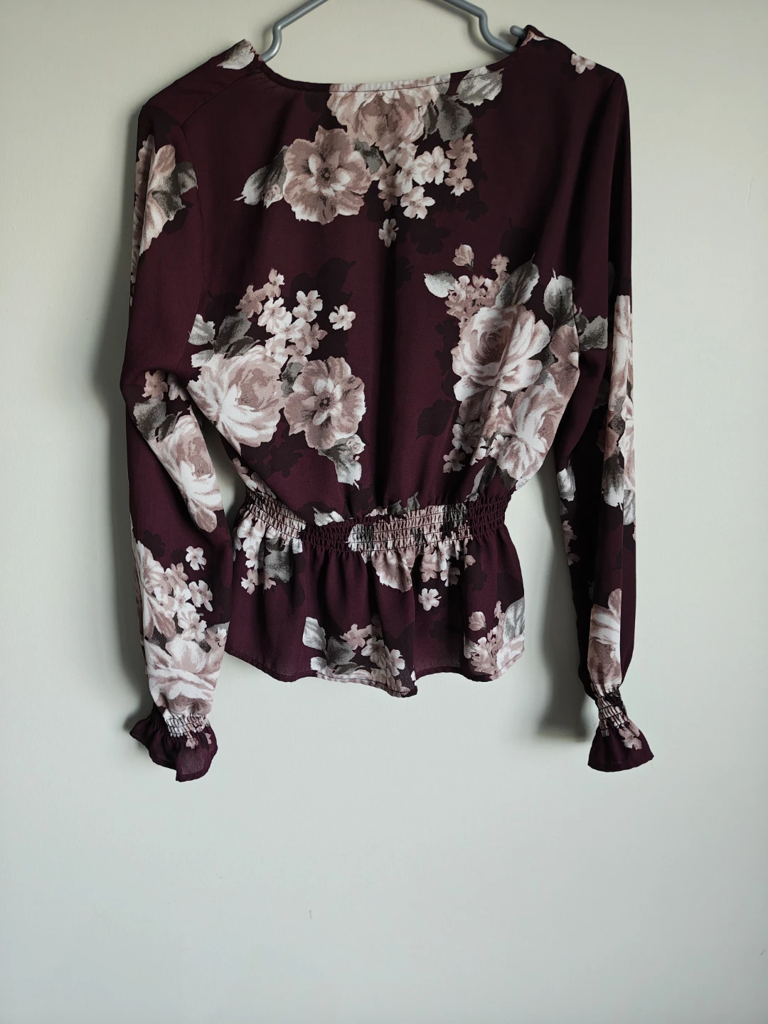 Guess Floral Lace-Up Peplum Blouse - photo 2