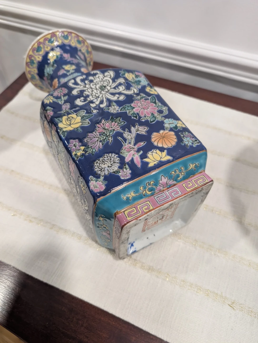 Macau Chinese Porcelain Vase  Floral Flowers - photo 4
