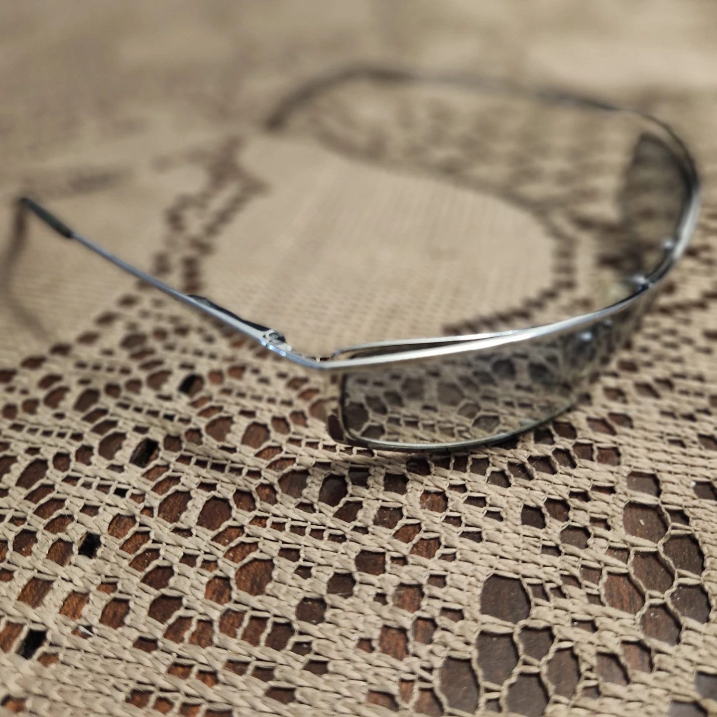 Gucci Sun Glasses - photo 2