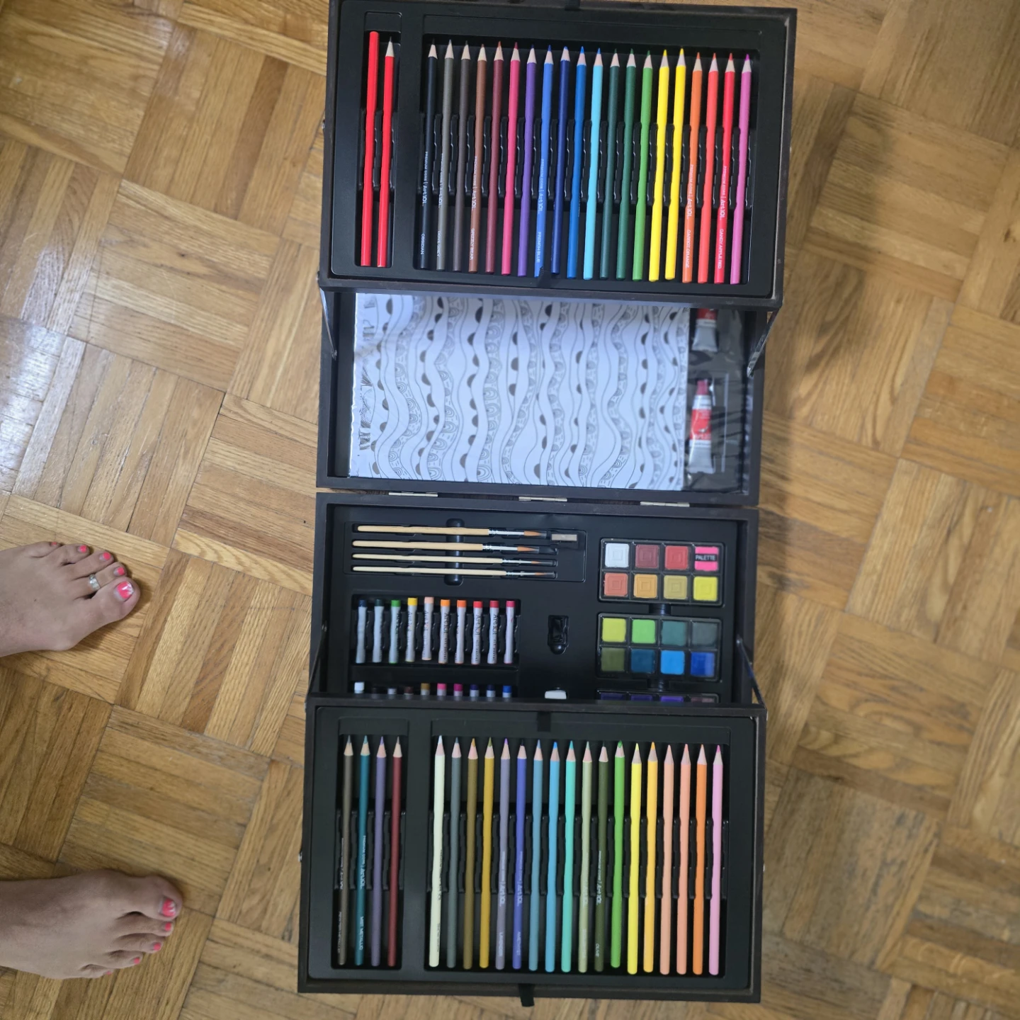 Art Supply Drawing & Painting Set