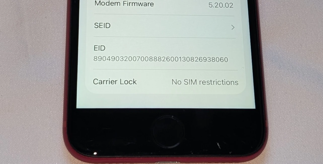 NICE RED APPLE iPhone SE 3 3RD GEN 5G 64GB UNLOCKED ALL NETWORKS - photo 2