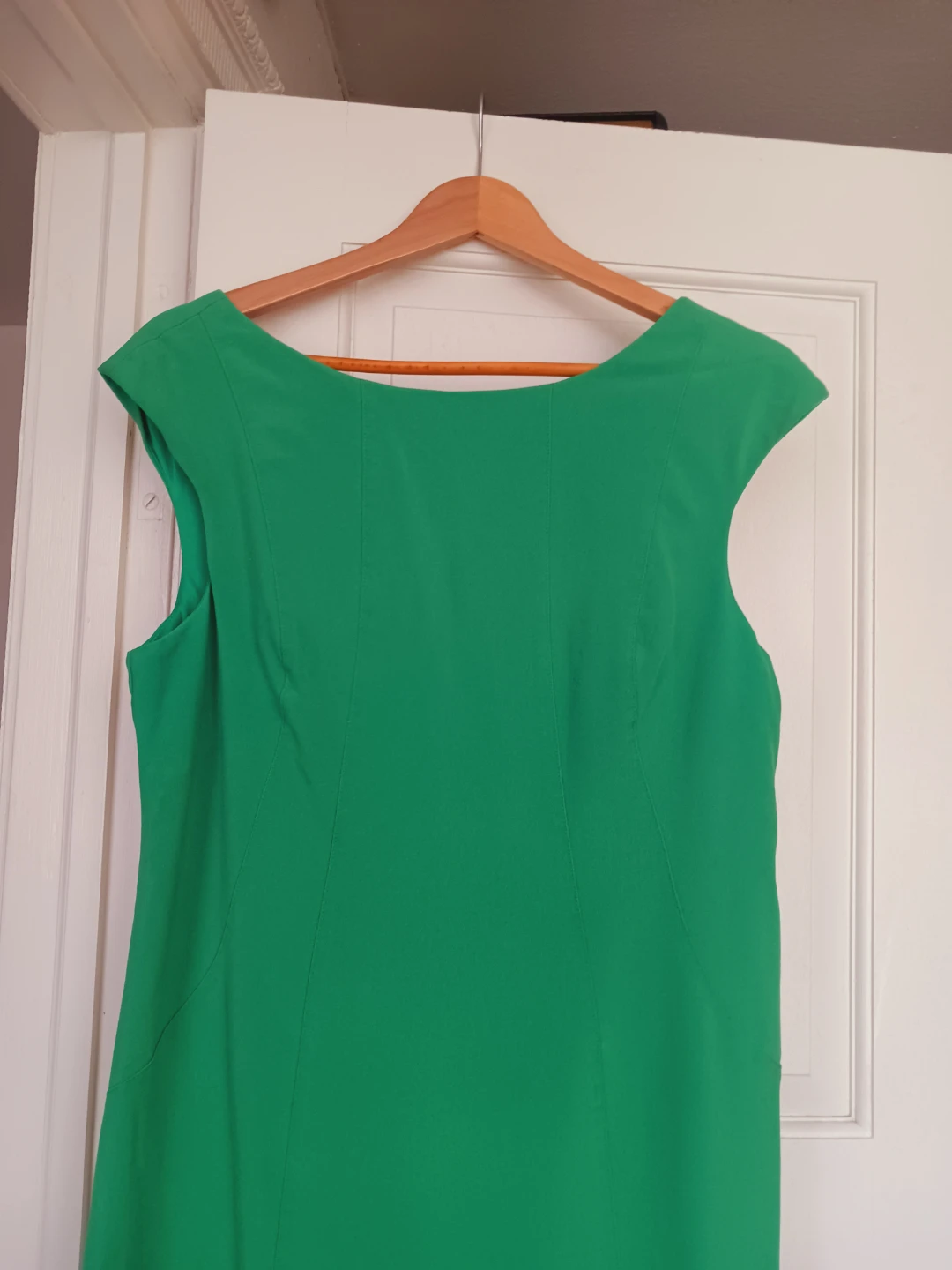 Vince Camuto Green Sheath Dress w/Zipper in the back.12 - photo 2