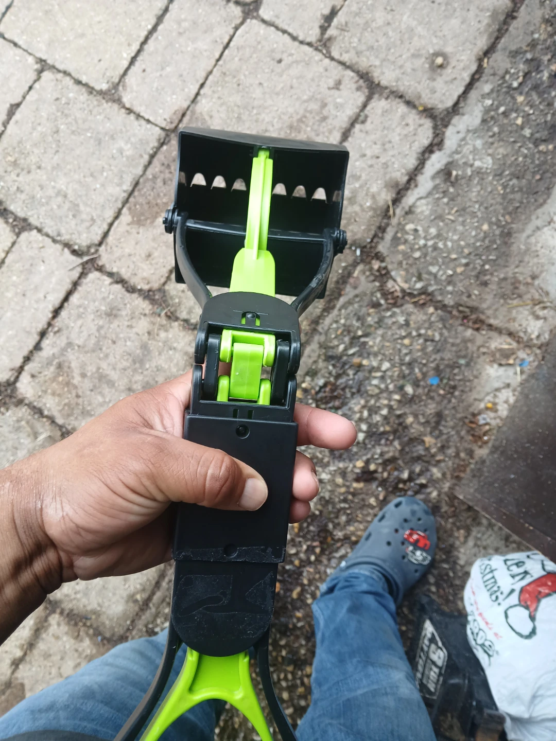 Adjustable Dog Poop Scooper - photo 3