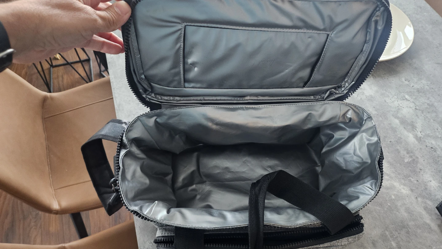 Herschel Supply Co. Insulated Lunch Bag - photo 3