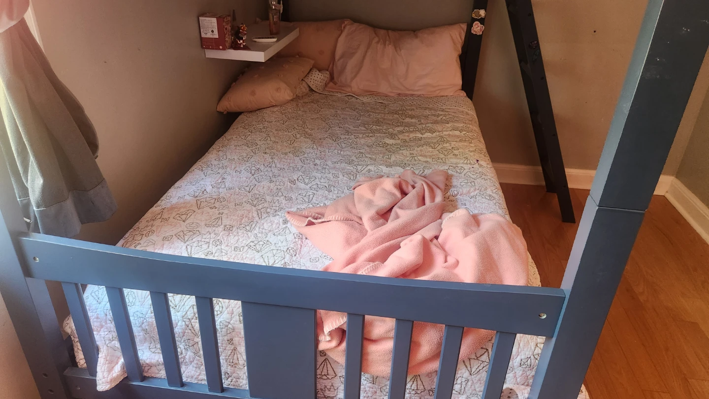 Twin bunk beds - photo 2