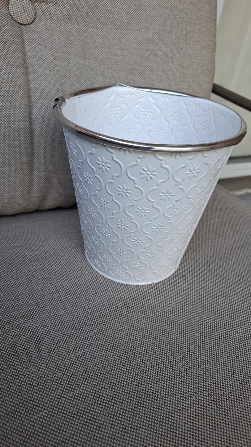 White Embossed Tin Container