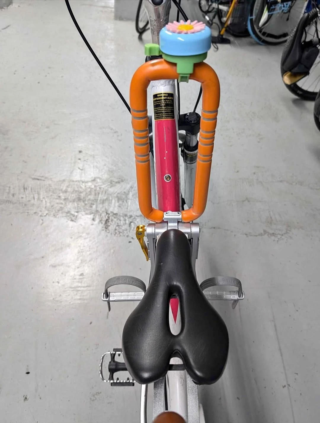 7 speed - 700c Woman's Bike with U-Rider kid's attachment - photo 4