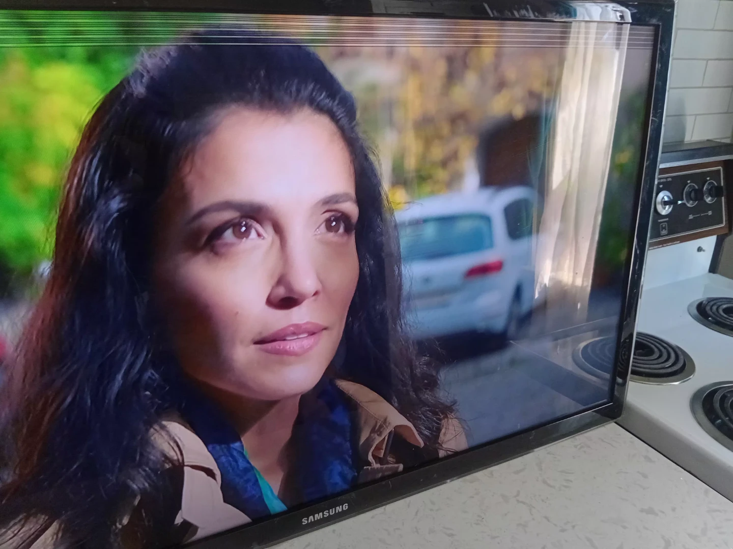 Samsung UN40D5500RF Television