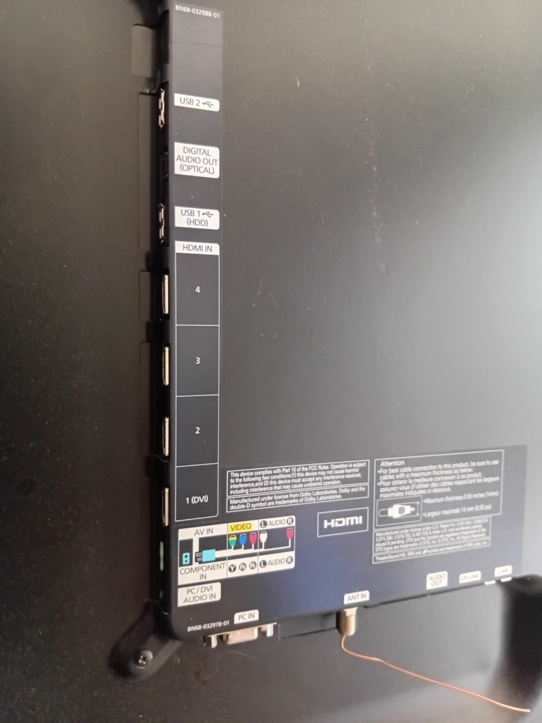 Samsung UN40D5500RF Television - photo 5