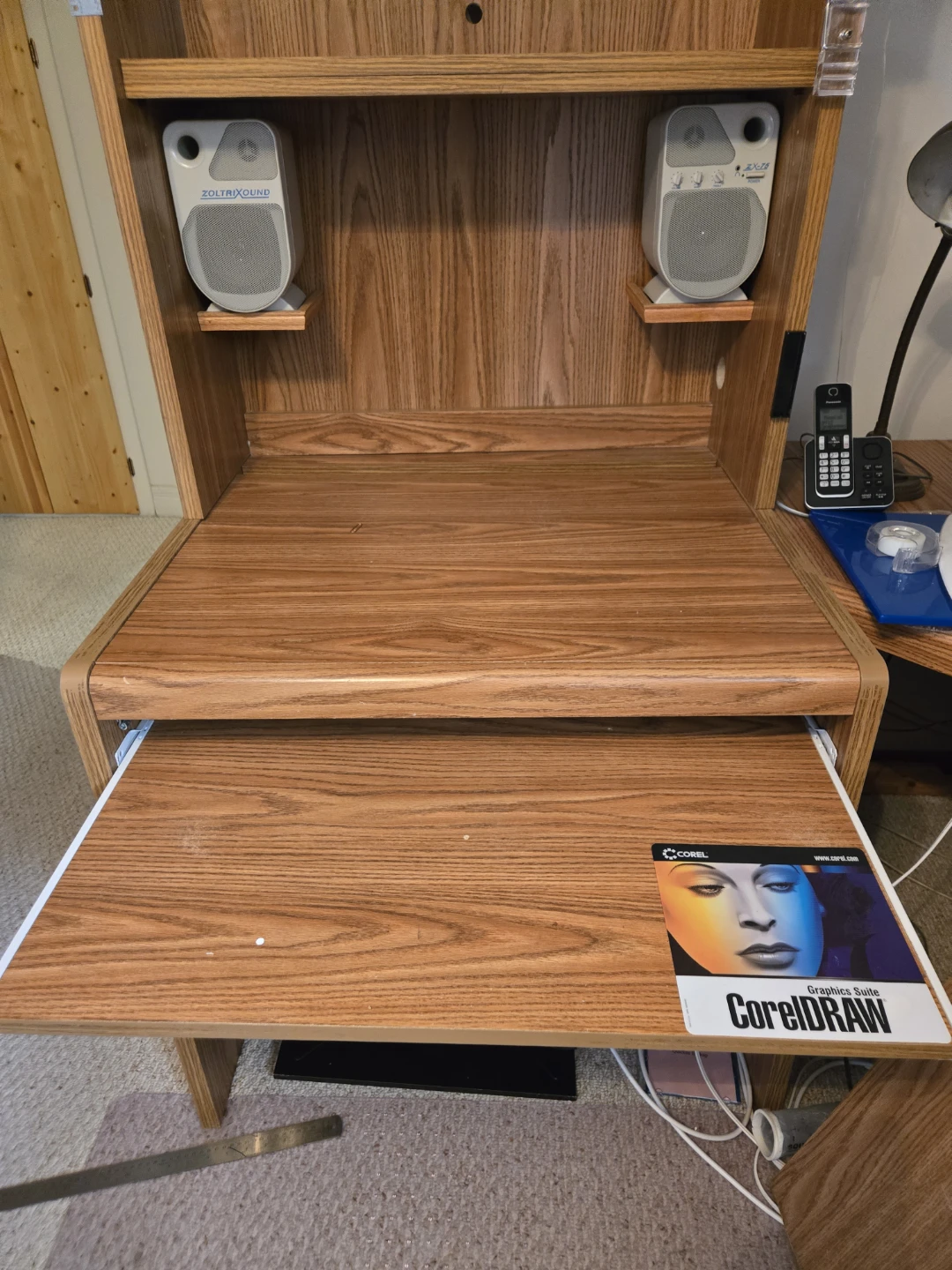 Desk with Hutch and Speakers - photo 2