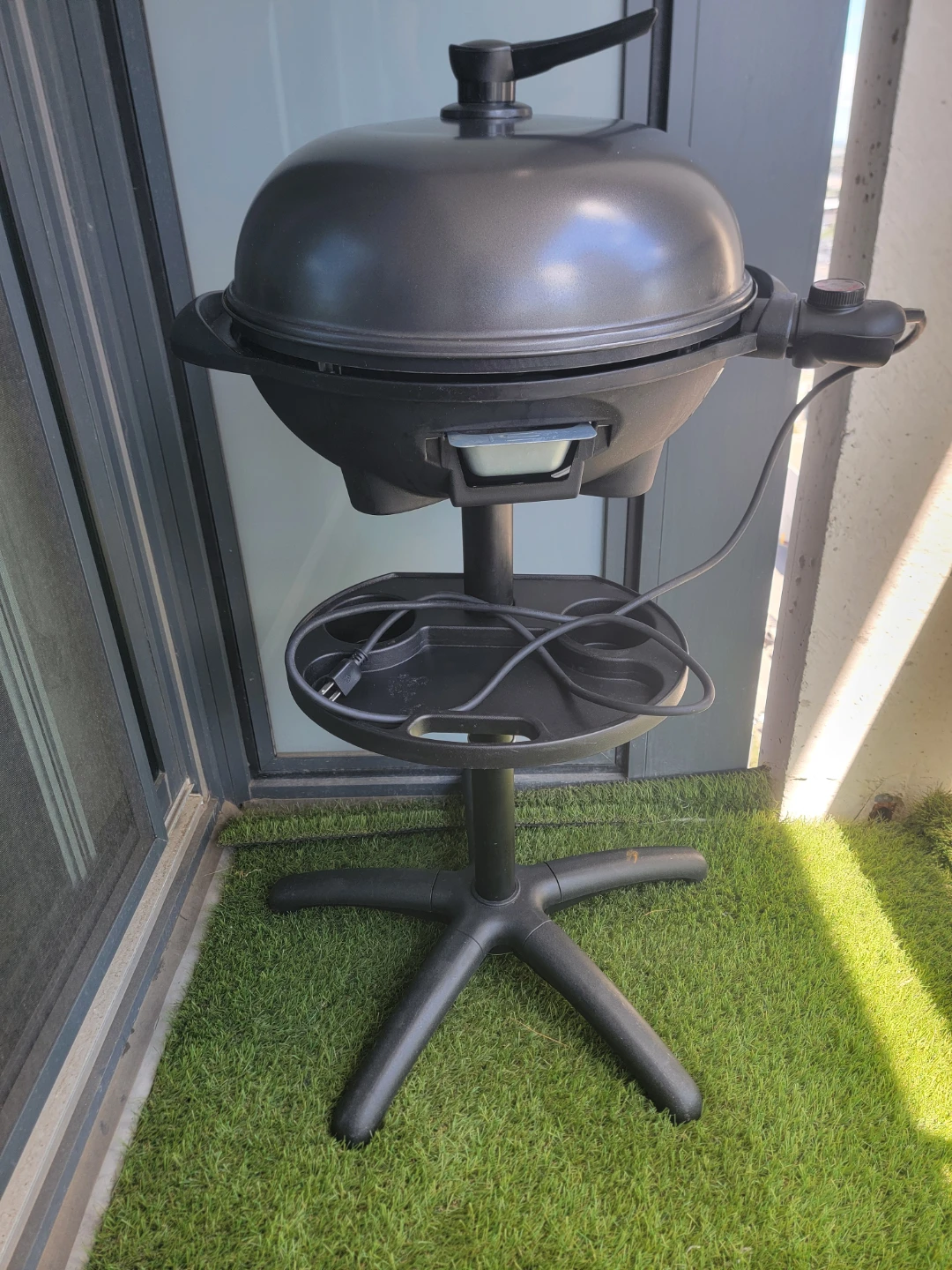 Portable Electric Grill with Stand