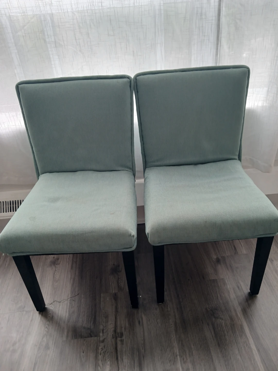 2 accent chairs