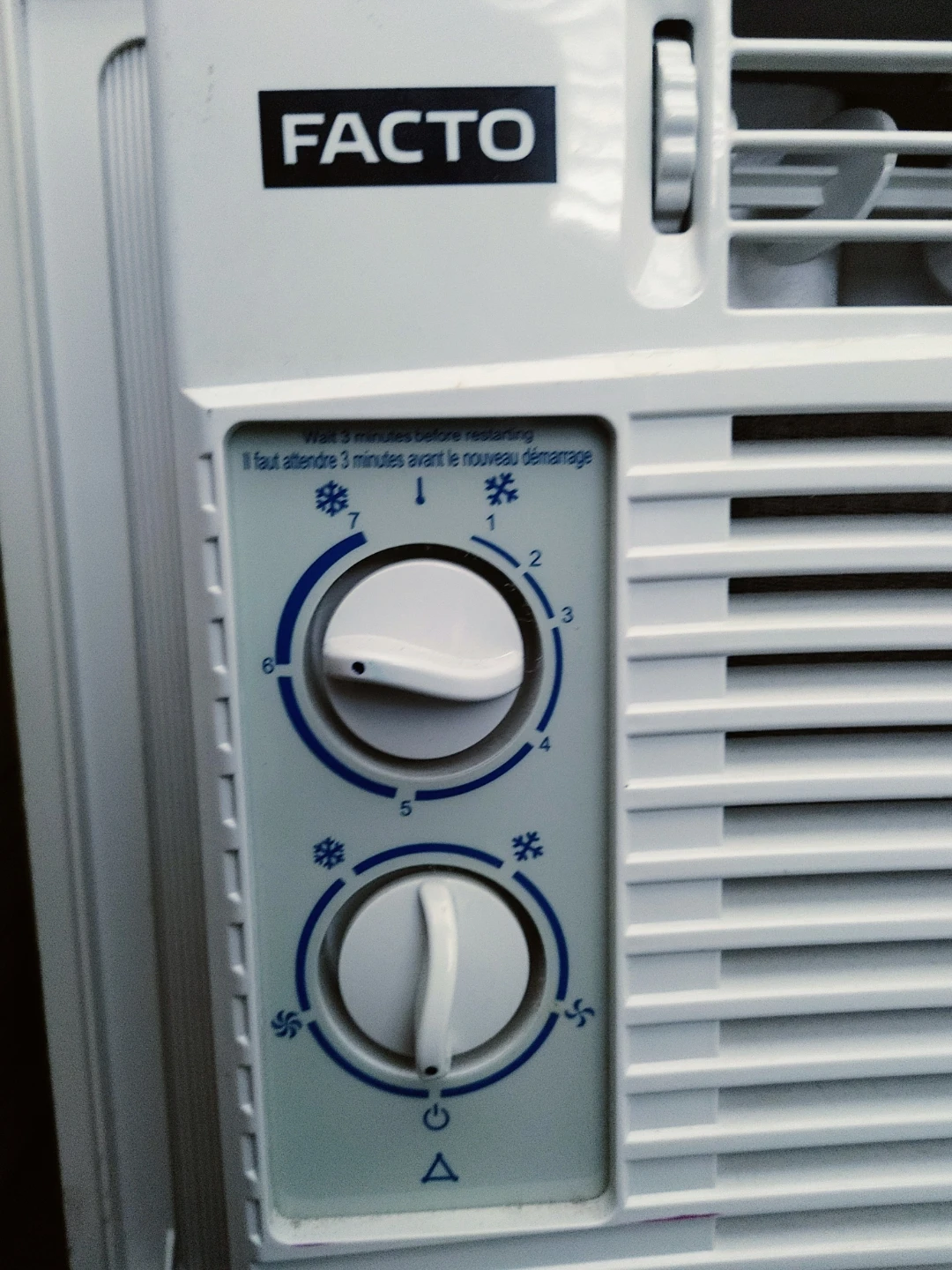 FACTO Window Air Conditioner