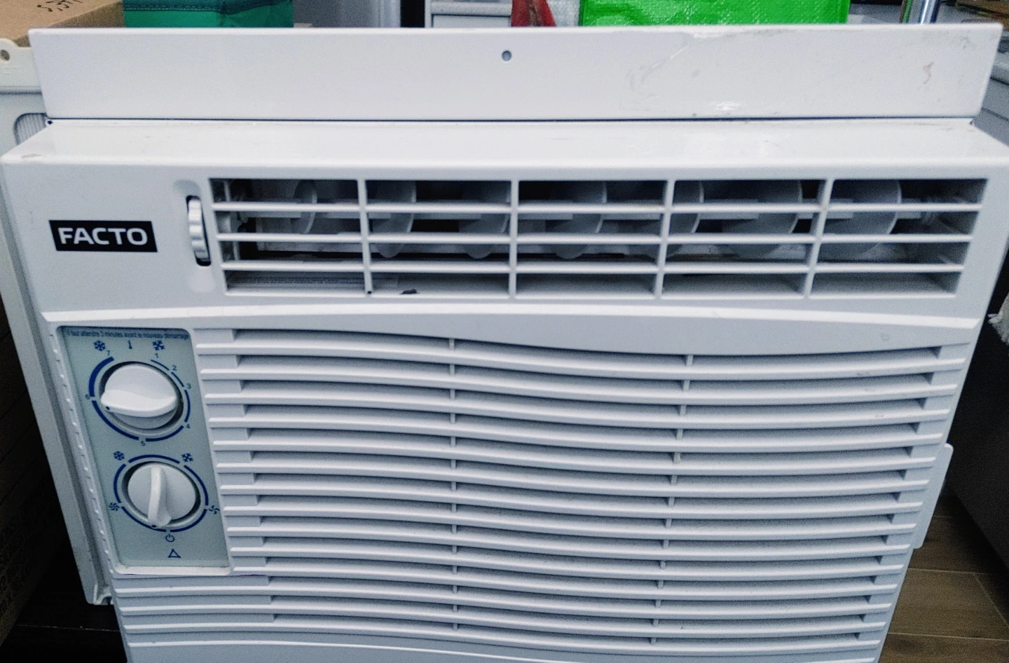 FACTO Window Air Conditioner - photo 3