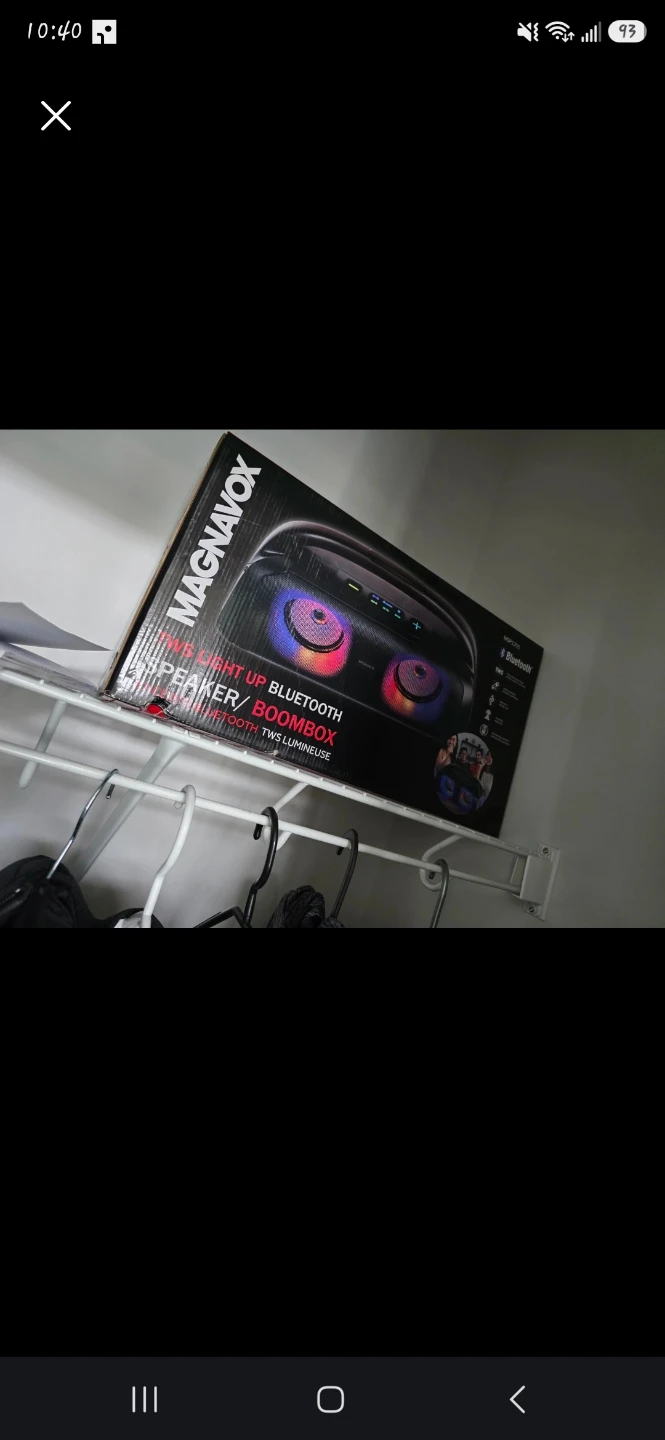 Magnavox Light Up Bluetooth Speaker/Boombox