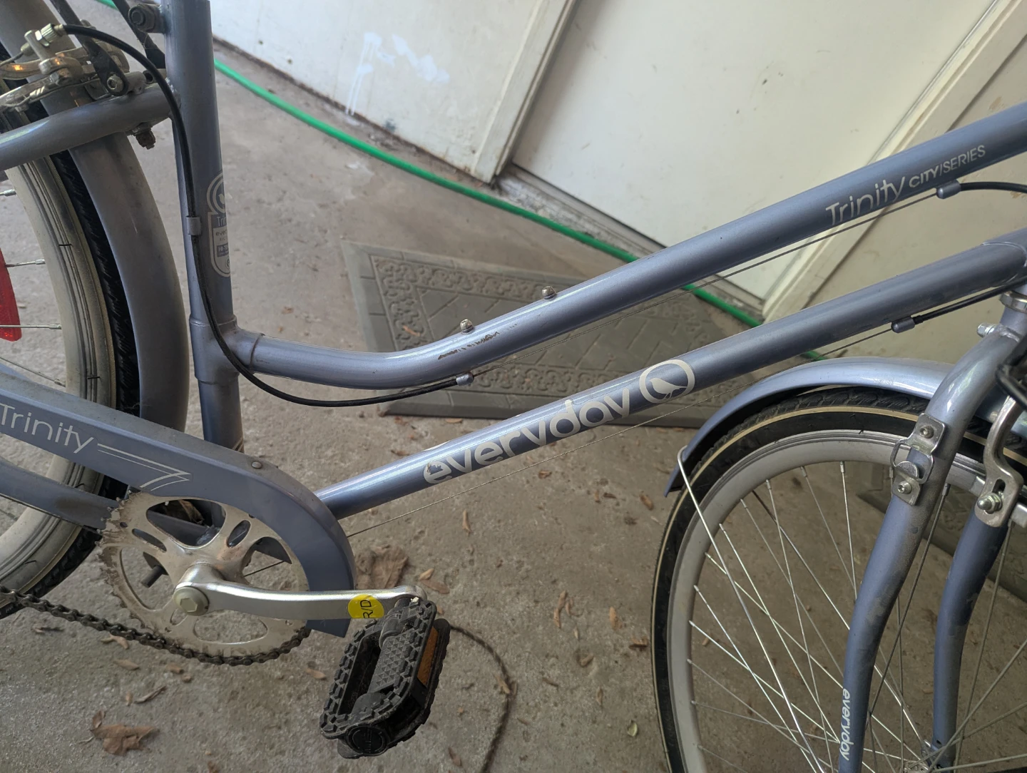 Everyday Trinity City Series Women's Bicycle - photo 2