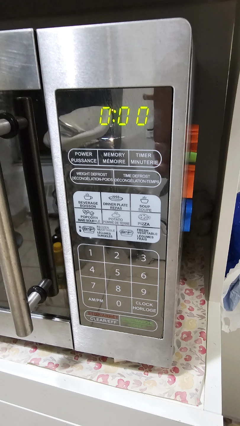 Sanyo Euro-Touch Microwave Oven - photo 3