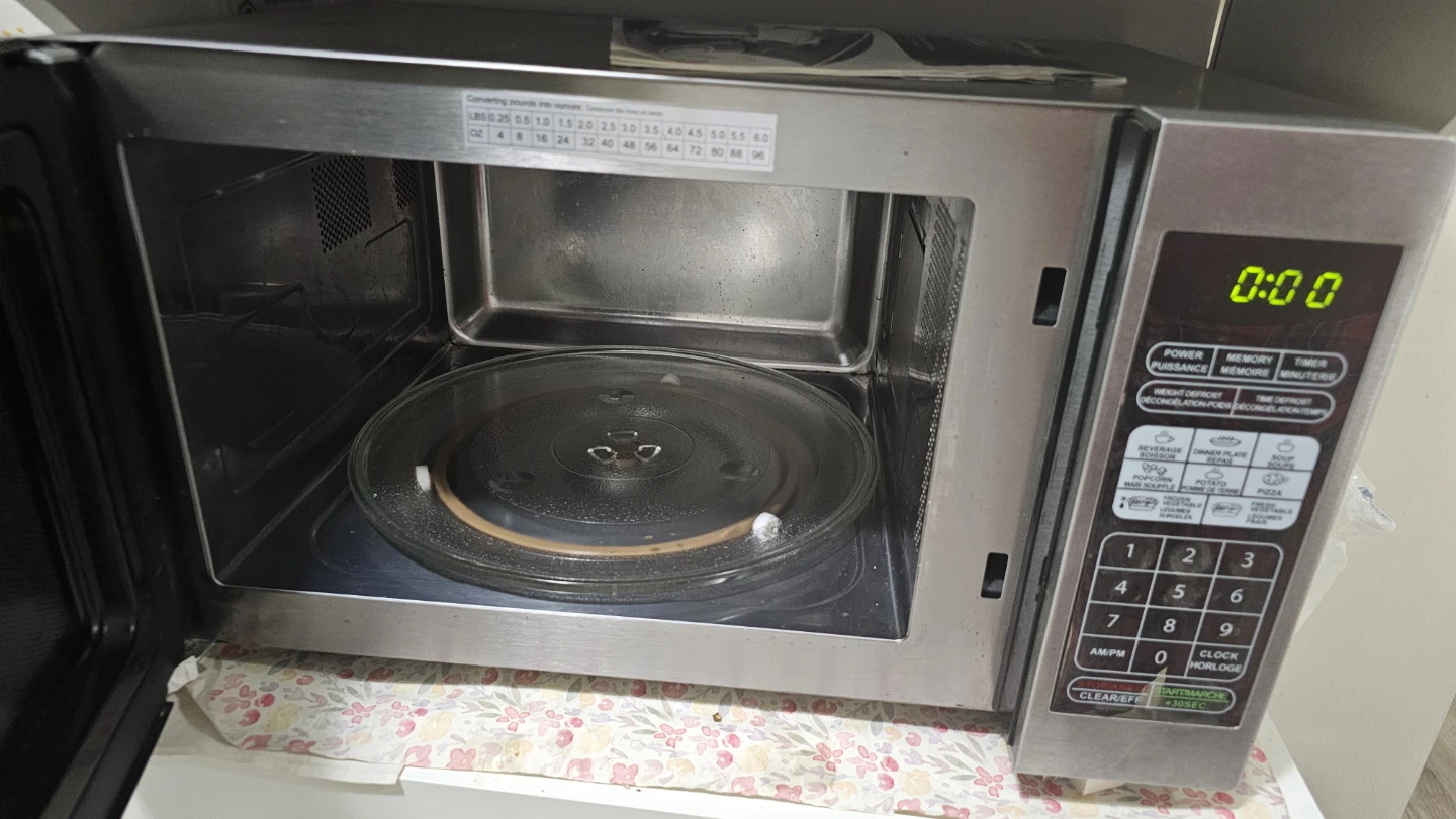 Sanyo Euro-Touch Microwave Oven - photo 4