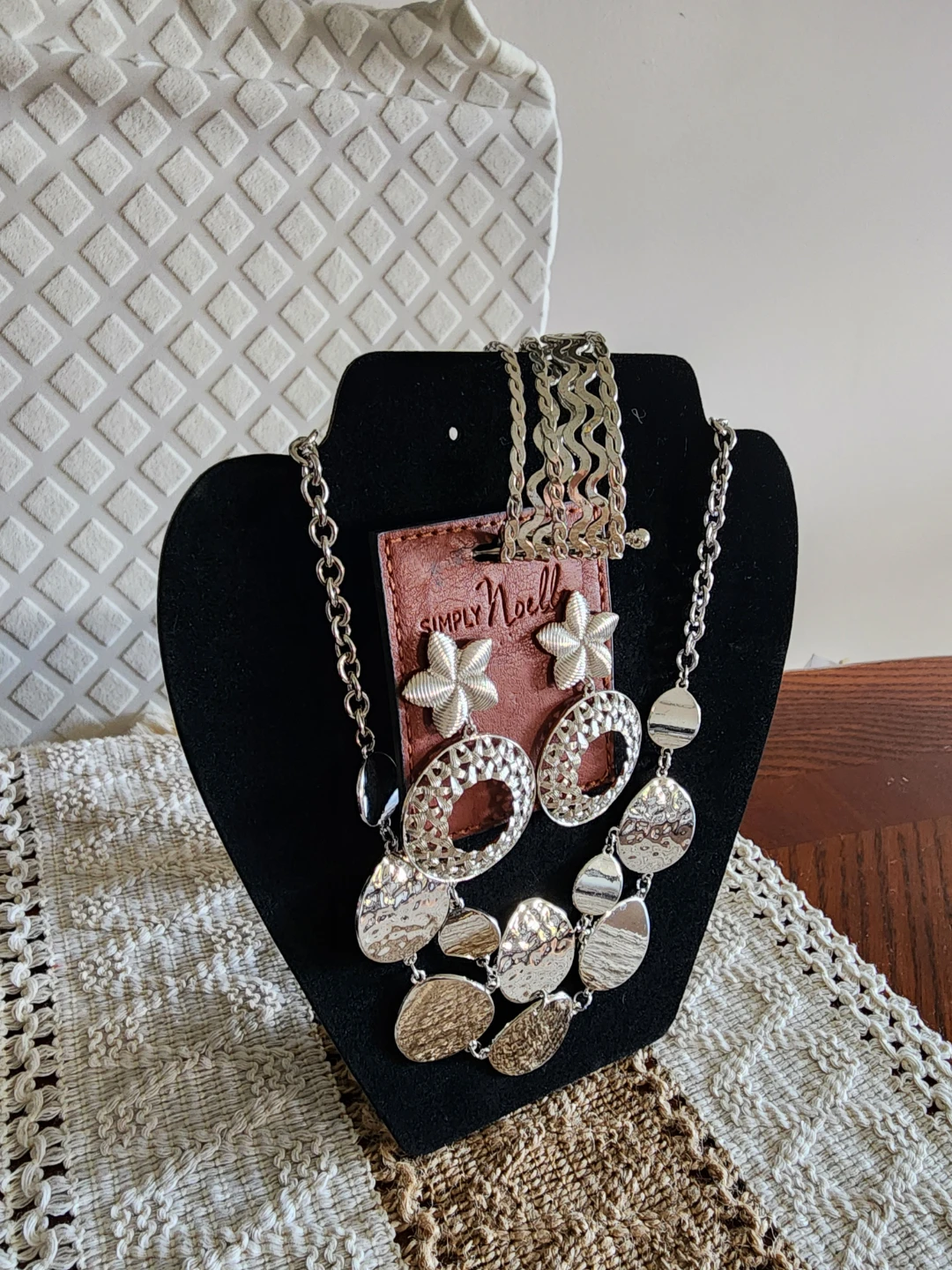 Simply Noell Necklace and Earring Set