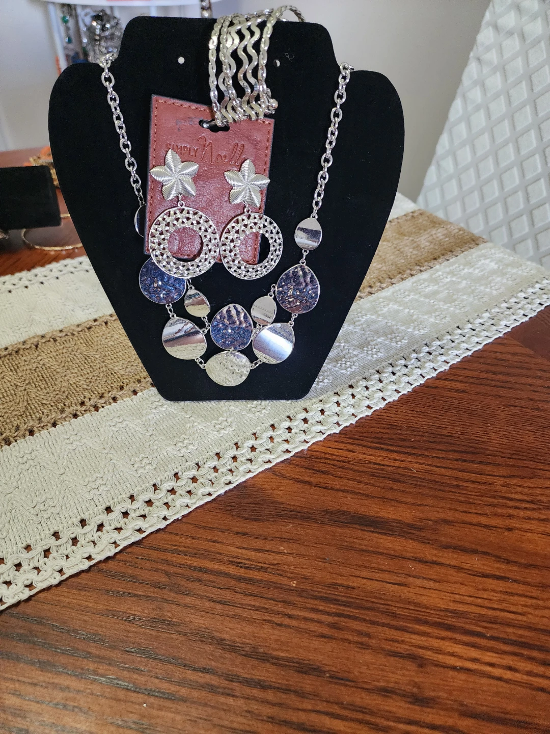 Simply Noell Necklace and Earring Set - photo 3