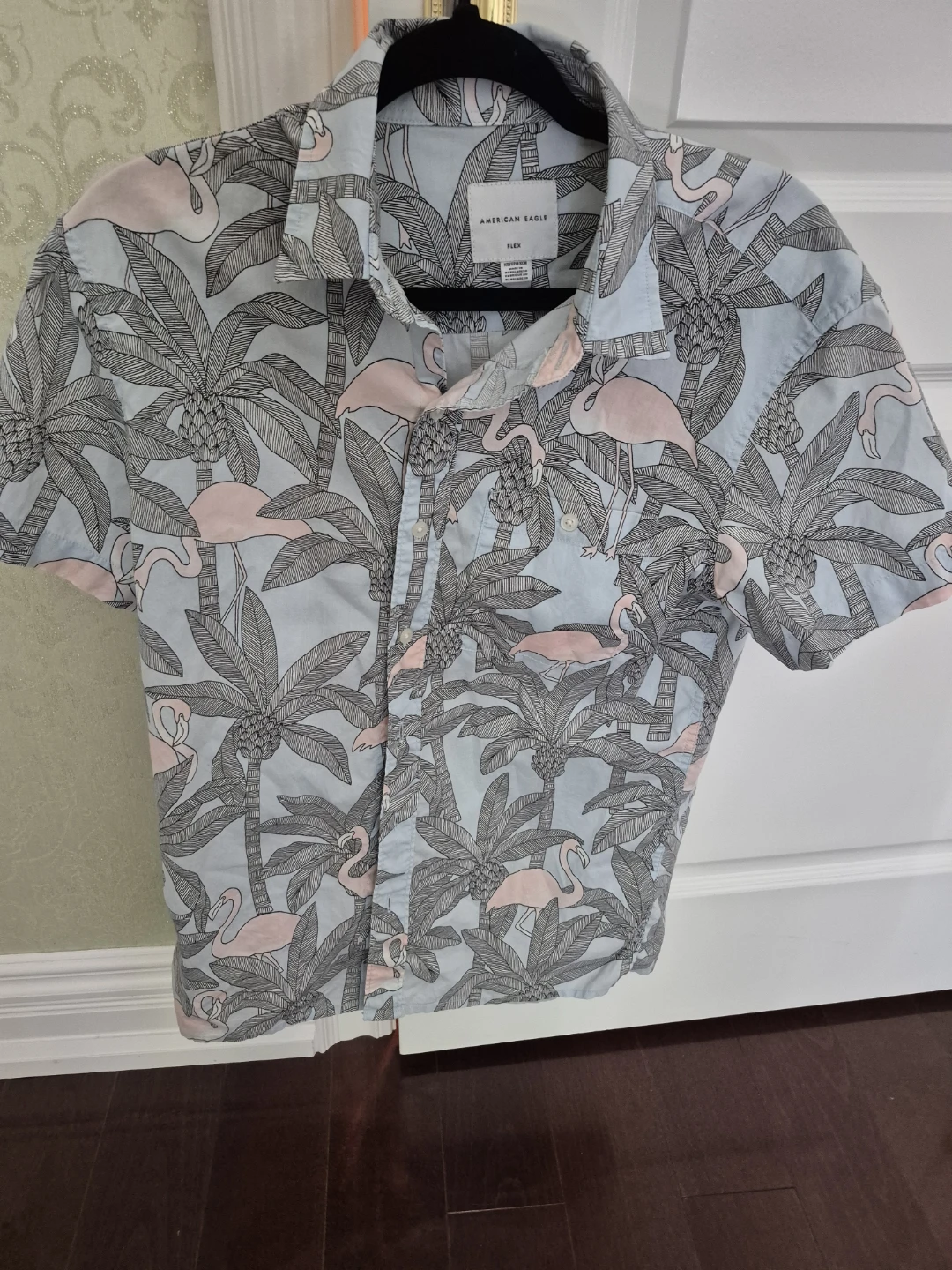 American Eagle Flamingo Print Shirt Men/Youth