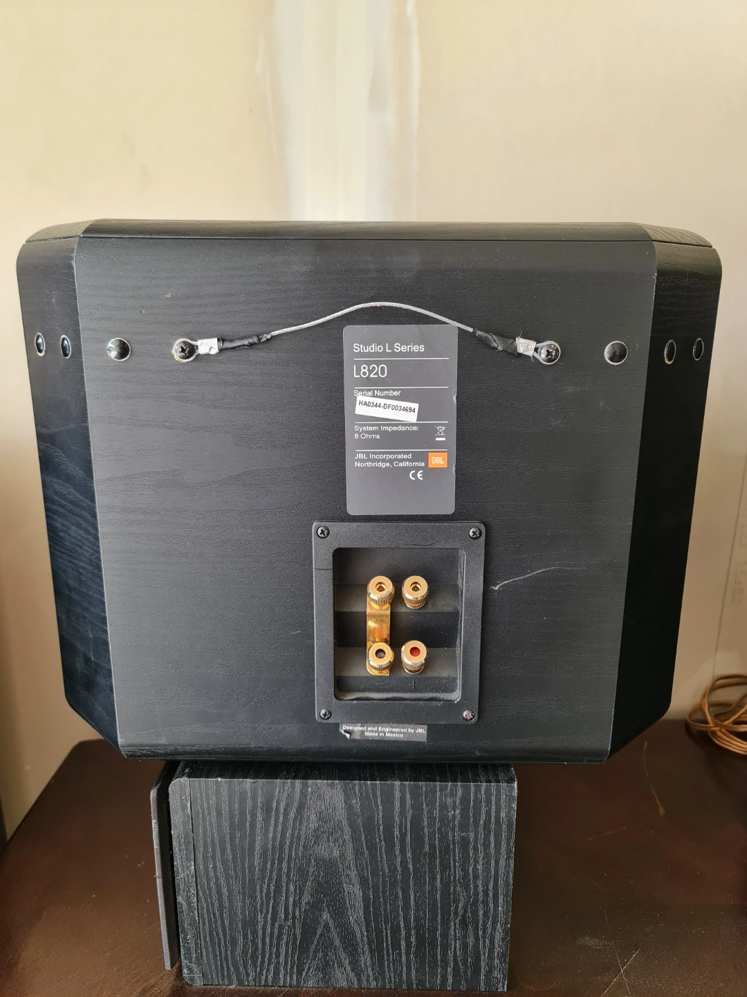 Two JBL Speakers L820 - photo 2