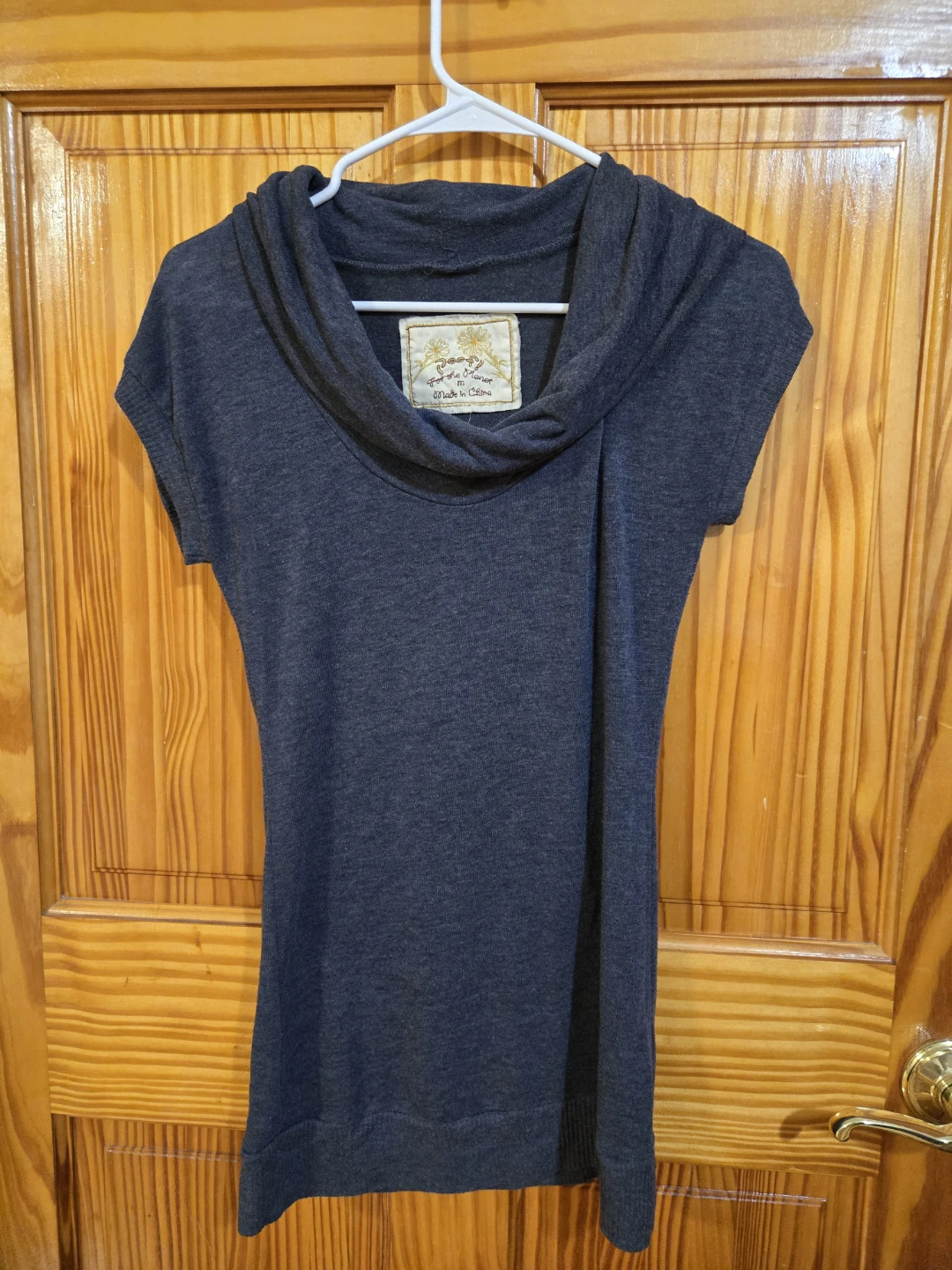 Pre-Loved Women's Clothing Lot - photo 5