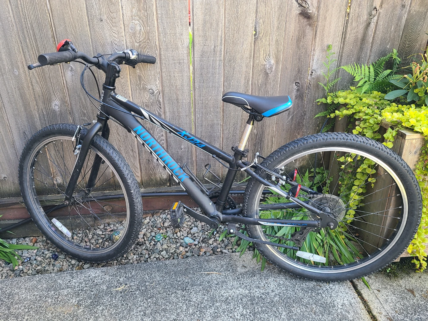 Youth Bike 24"-Northrock XJ24 Mountain Bike
