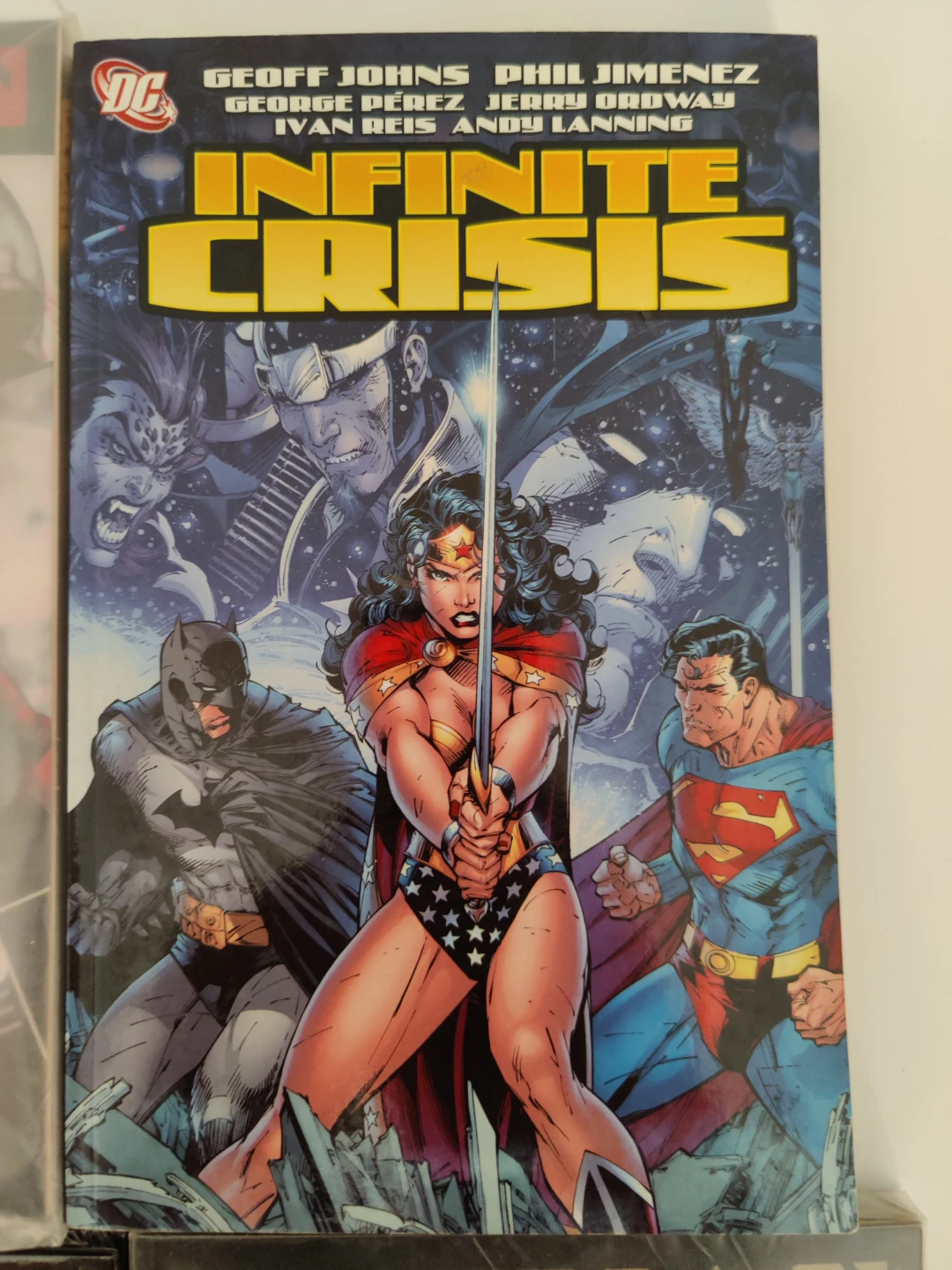 DC Comics Infinite Crisis Graphic Novel - photo 5