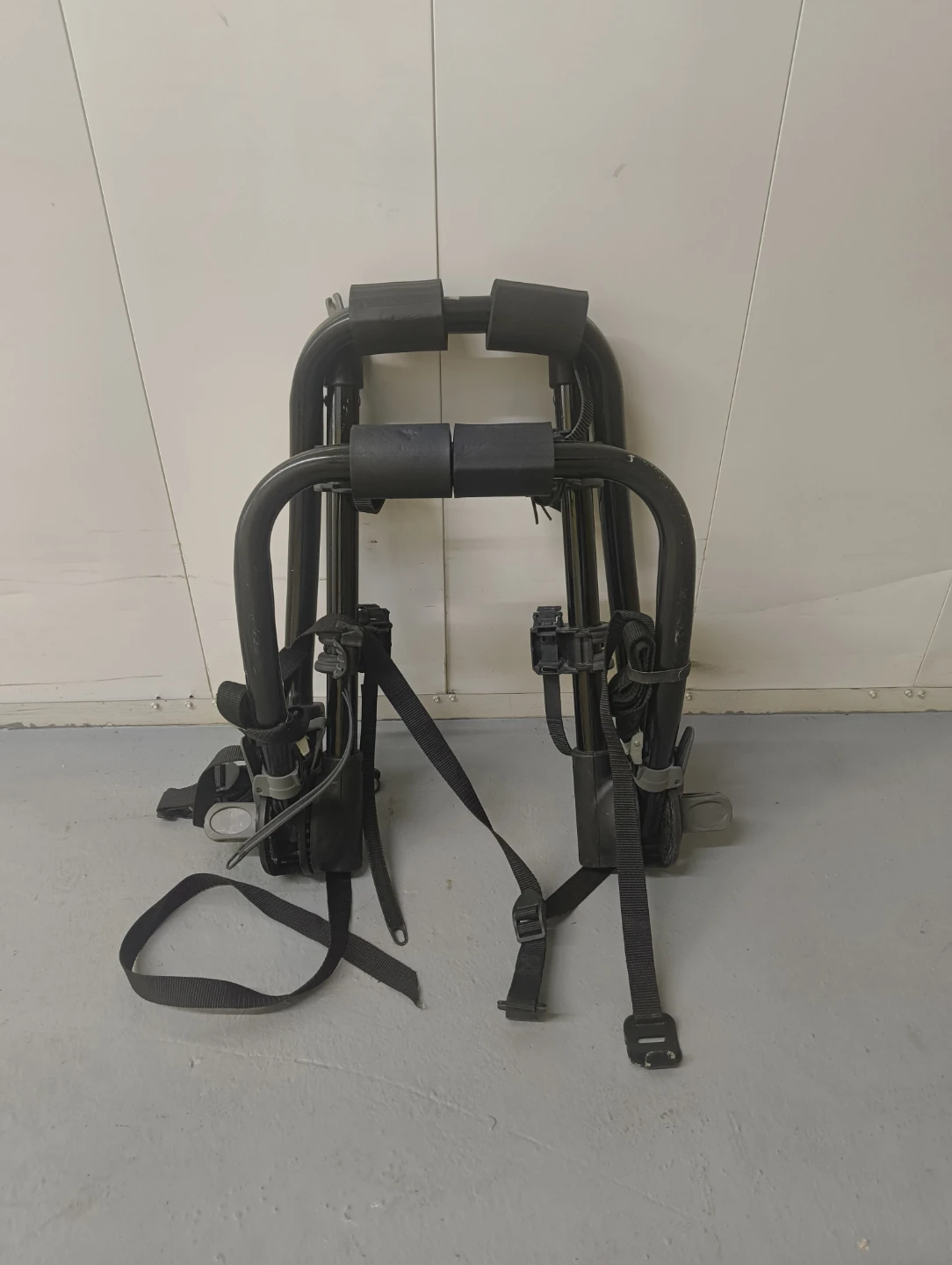 Thule 2-Bike Rack for Car - photo 2