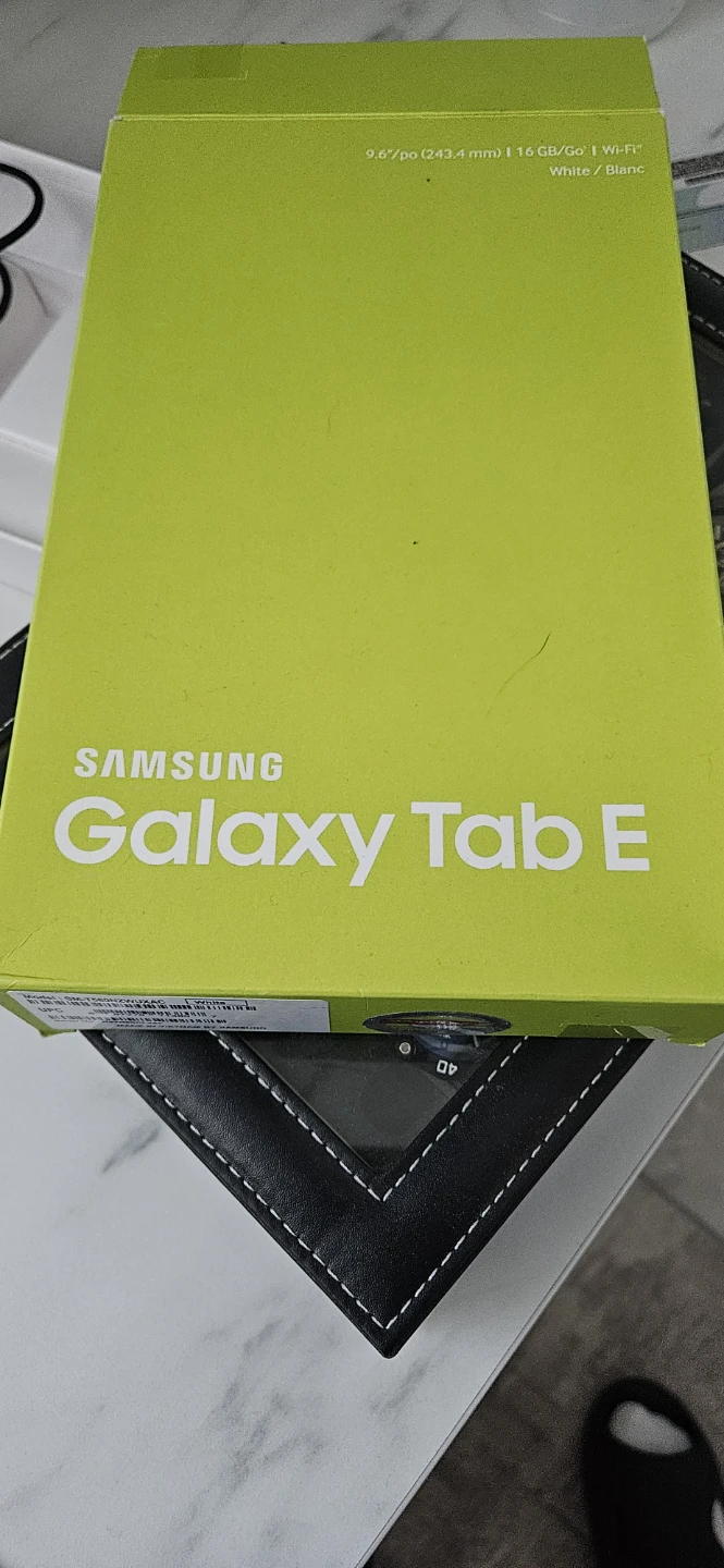 Samsung Galaxy Tab E 9.6" White - photo 2