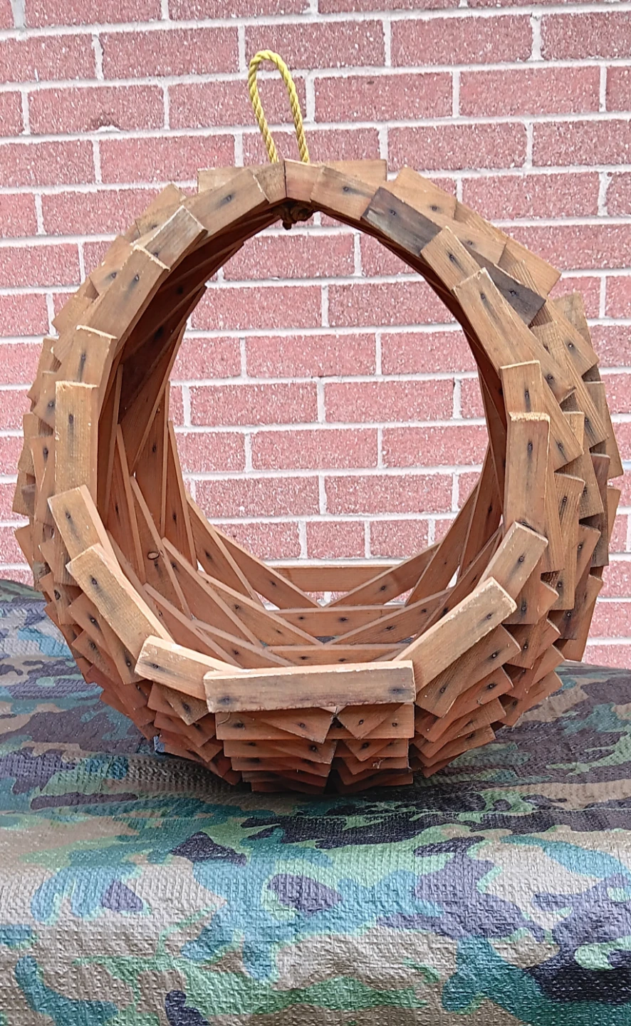 Wooden hanging basket - must be picked up by June 28th