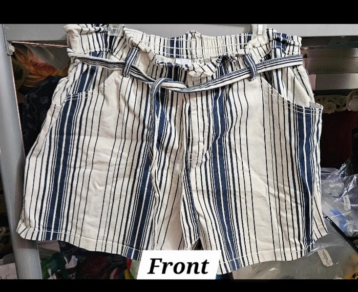 Time and Tru Striped Paperbag Waist Shorts Size 20