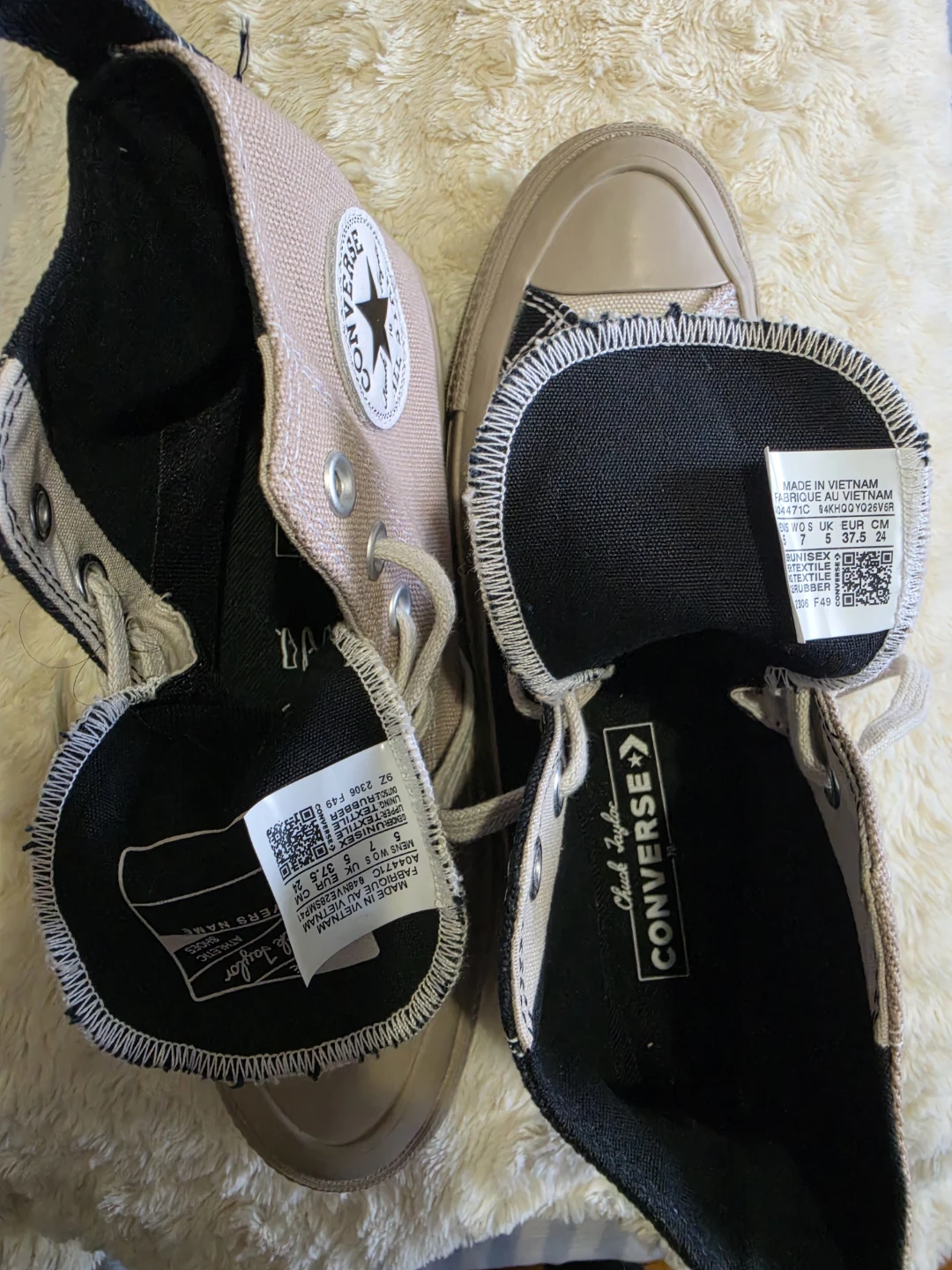 New Converse Chuck Taylor All Star Gore-Tex High Top Shoes(New) - photo 4