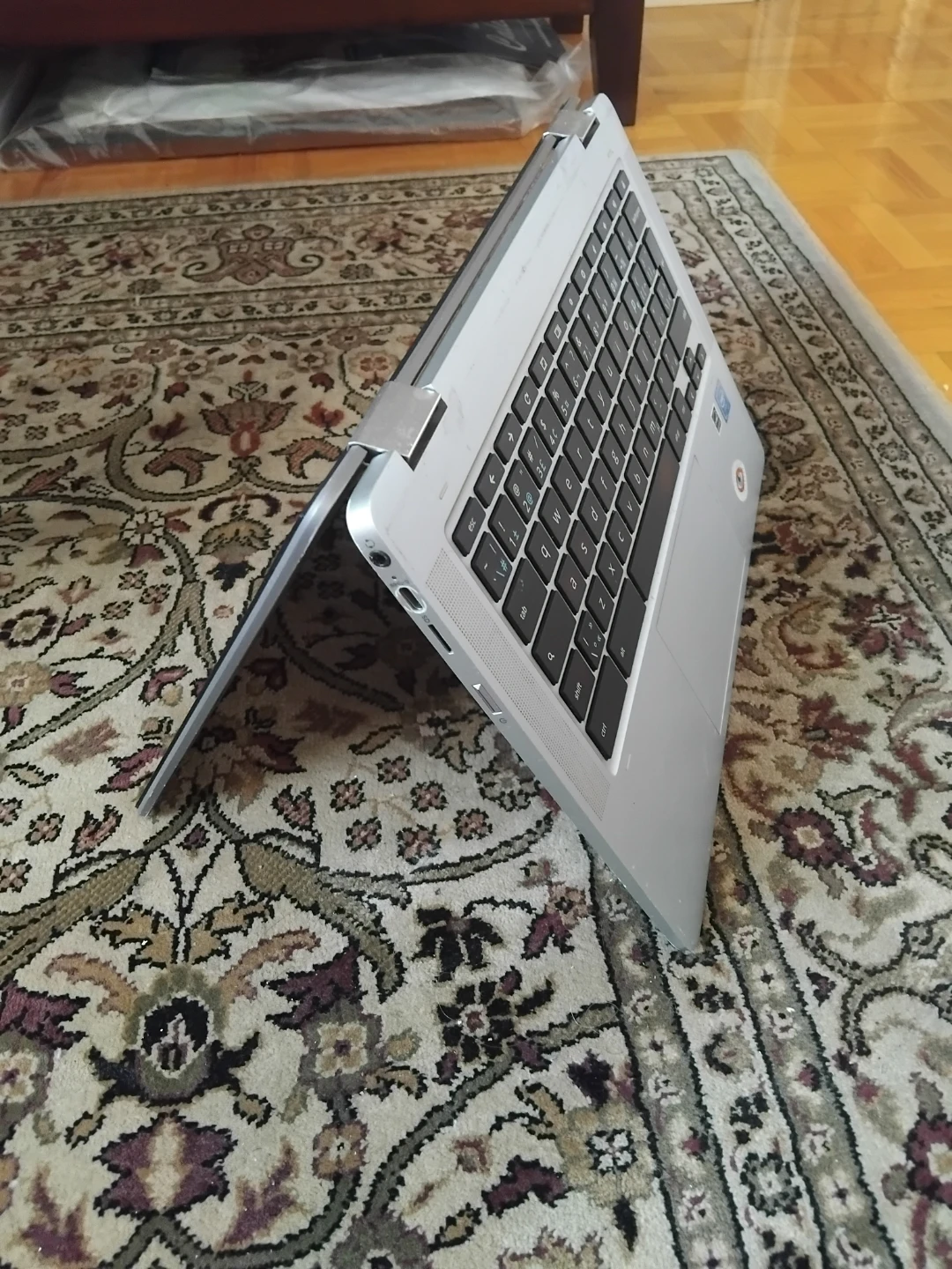 BROKEN HP Chromebook Laptop for repair experts - photo 4