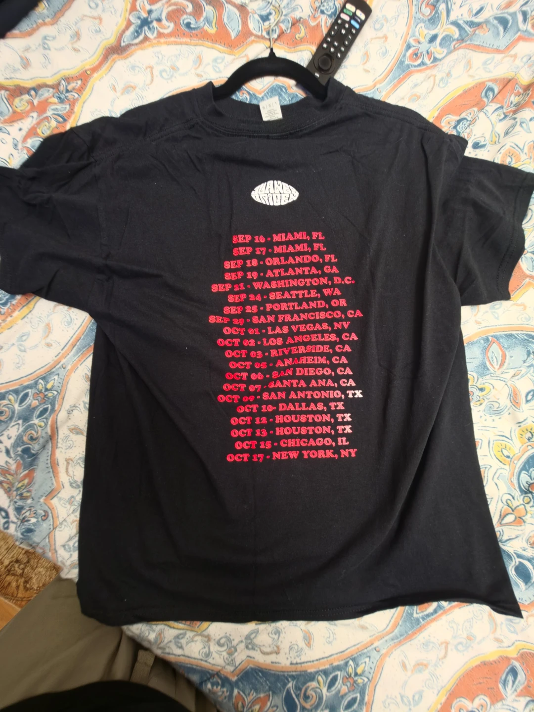 Gildan Heavy Cotton Juanes Tour 2021 T-Shirt Size L - photo 2