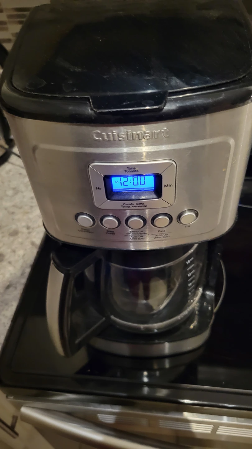 Cuisinart Coffee Maker Model DCC-3200C