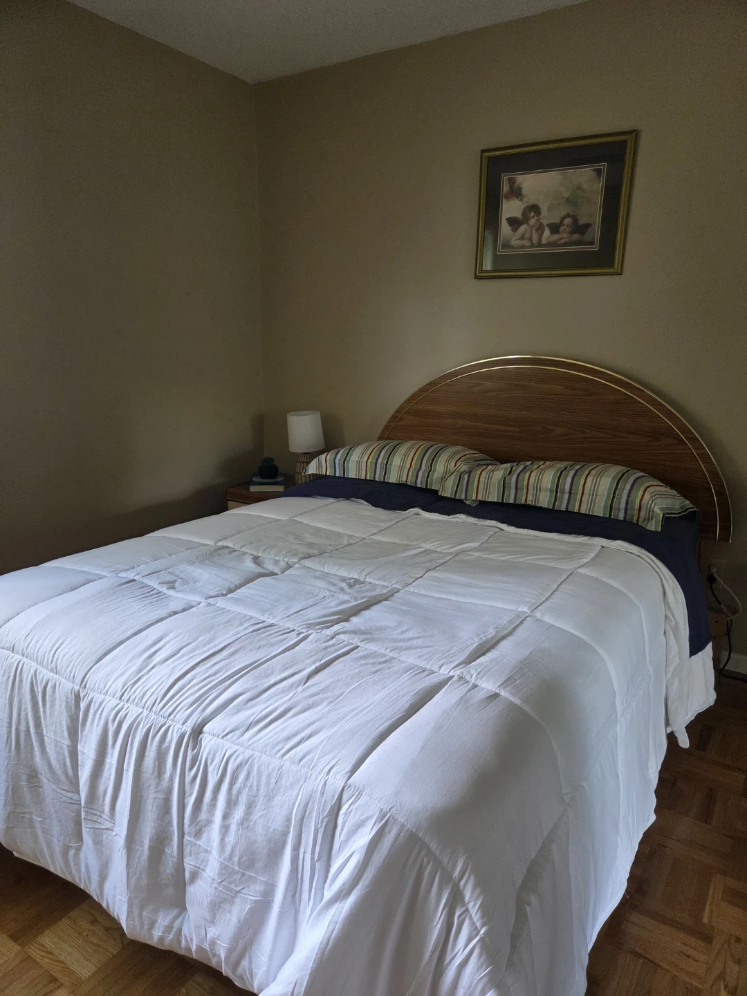 Queen Size Headboard and Dresser Set