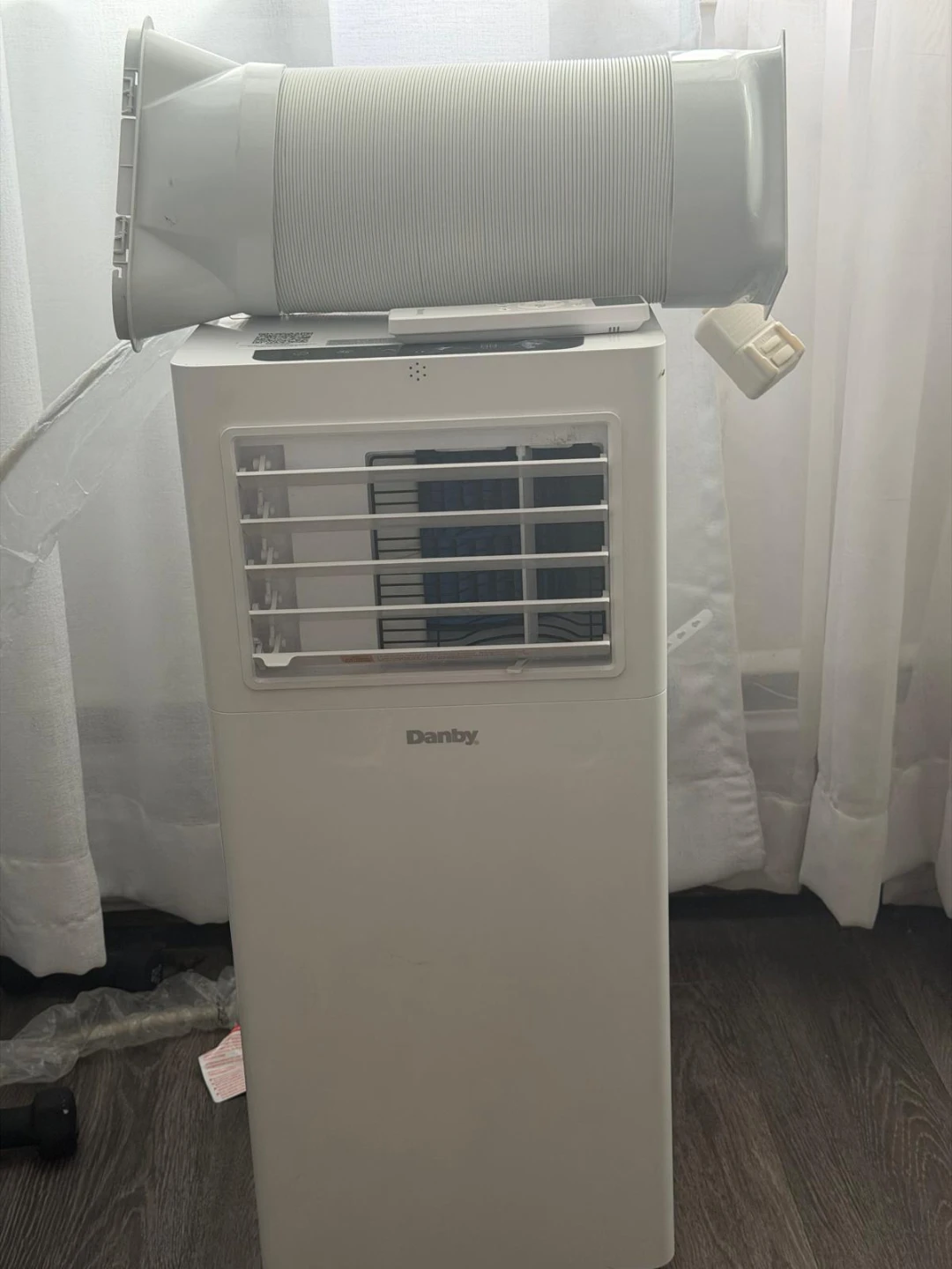 Danby Portable Air Conditioner - photo 2