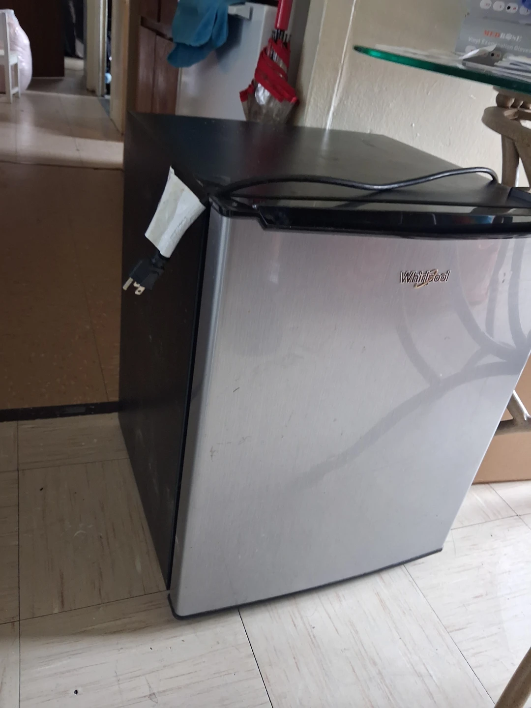 Whirlpool Mini Fridge