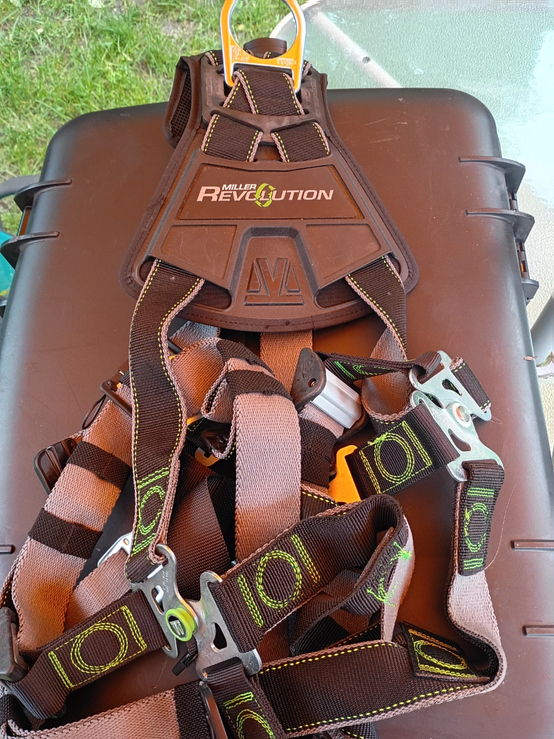 Miller "Revolution" Fall Arrest Harness