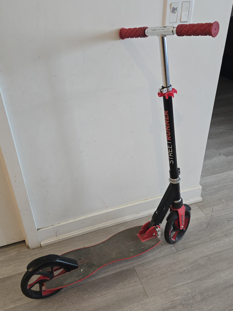 STREET RUNNER Scooter