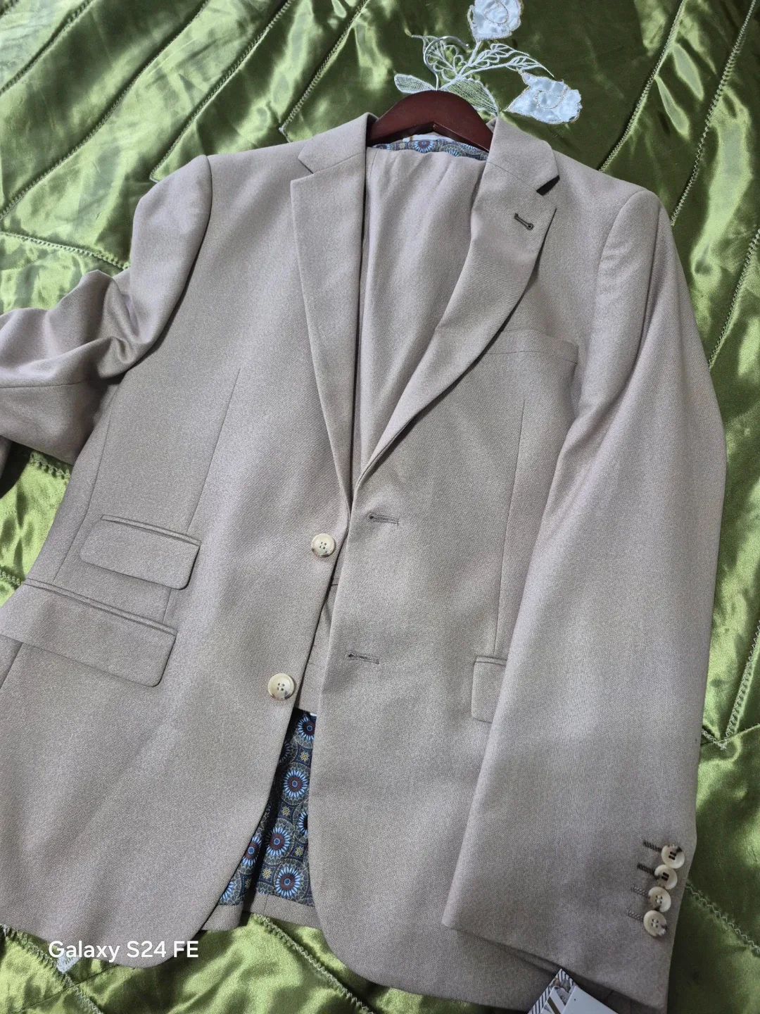 Suit - photo 4